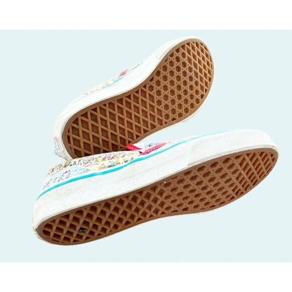 VANS x Where's Waldo Youth Kids Classic Canvas Slip On Sneaker Shoe Sz 3 - Picture 8 of 8